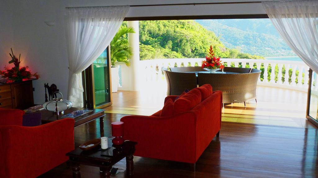Petit Amour Villa Glacis  Kültér fotó