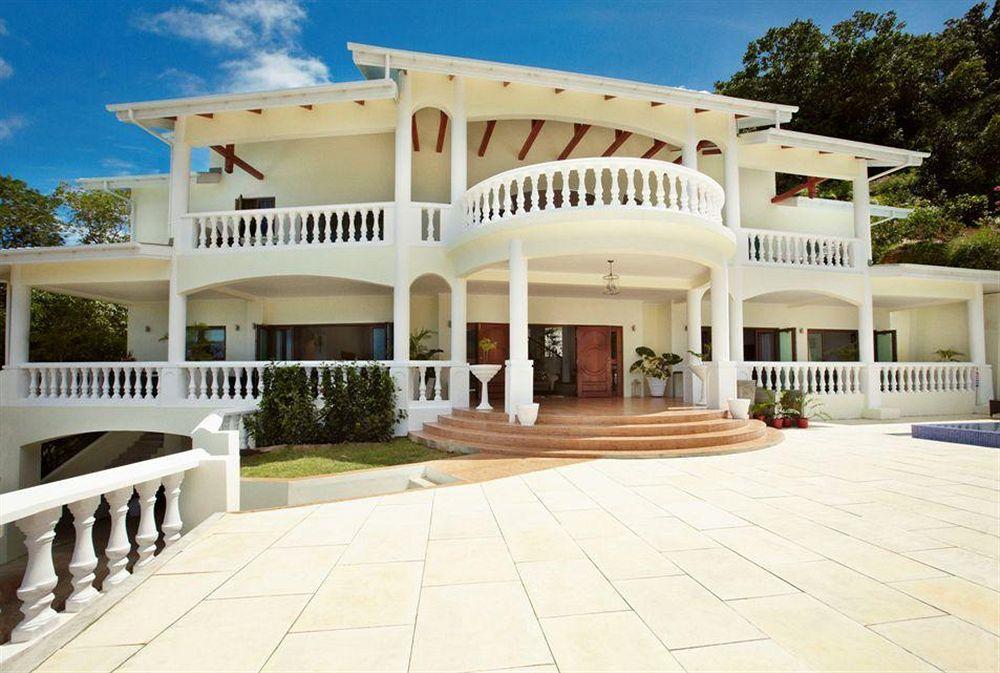 Petit Amour Villa Glacis  Kültér fotó