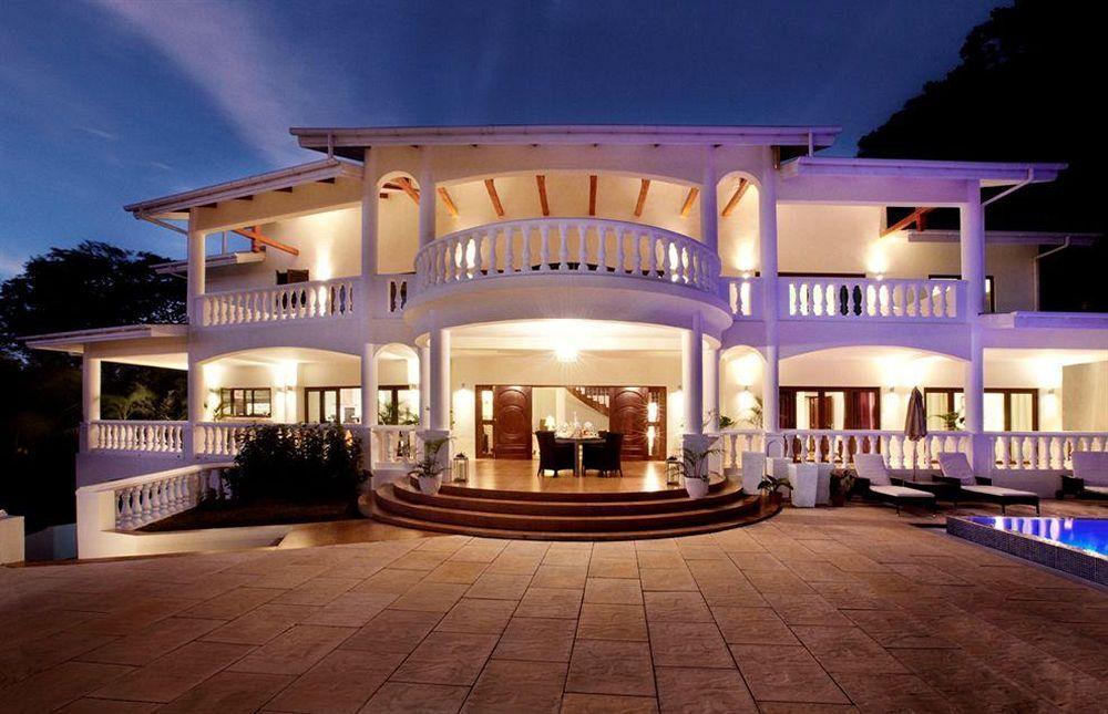 Petit Amour Villa Glacis  Kültér fotó