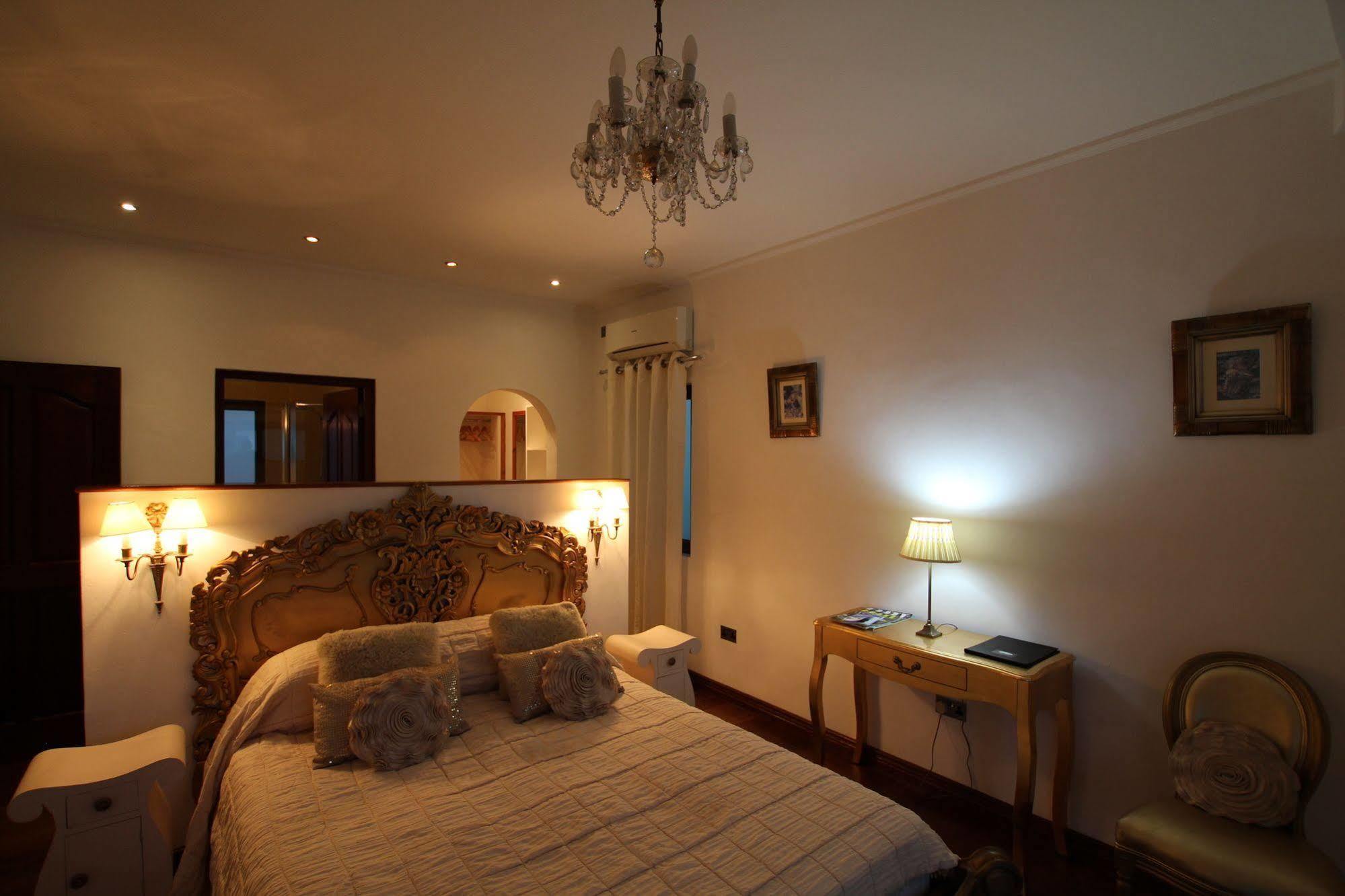 Petit Amour Villa Glacis  Kültér fotó